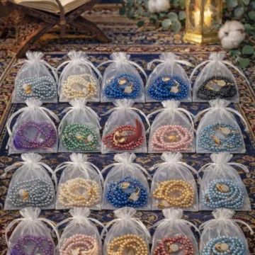 20 Adet Hediyelik Tüllü Plastik İnci Vavlı Püsküllü Namaz Tesbihi (Hac Umre Mevlüt Çeyiz Dağıtmalık)
