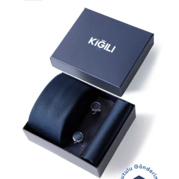 3'lü Desenli Kravat & Mendil & Kol Düğmesi Hediye Kutulu Set