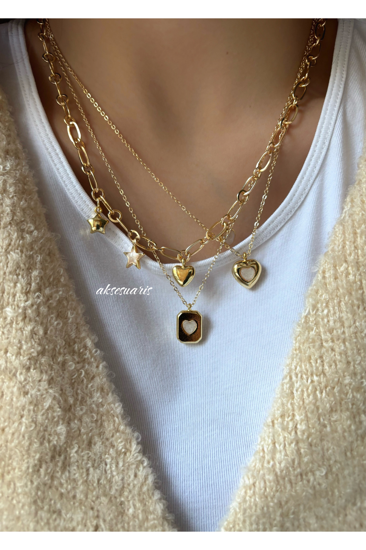 aksesuaris 3'lü Gold Kalpli Charm Kolye Set