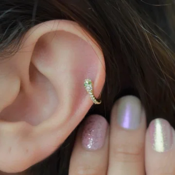 Altın Renkli Yılan Model Halka Piercing Tragus Helix Kıkırdak