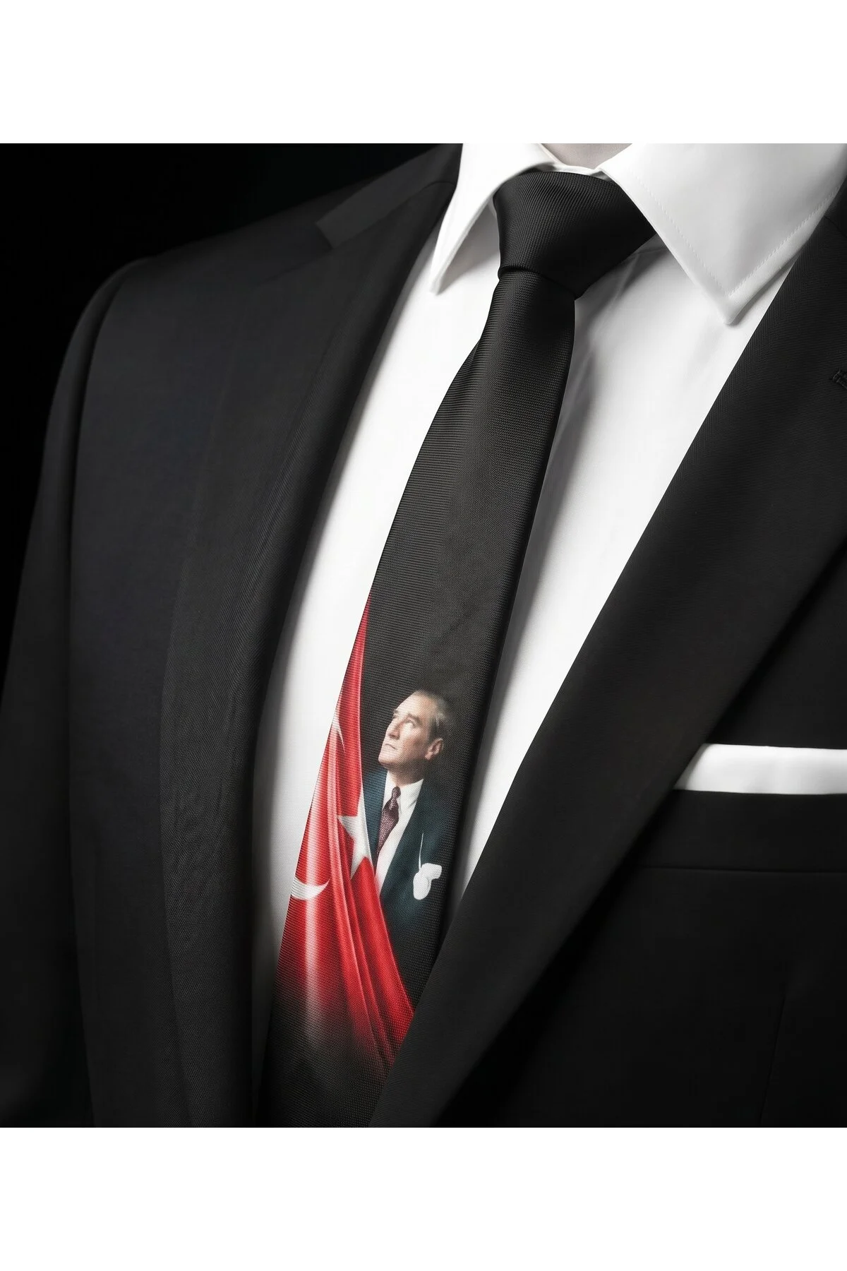Atatürk Portreli ve Türk Bayraklı Siyah Özel Tasarım Kravat (7 cm) - Özel Kutulu