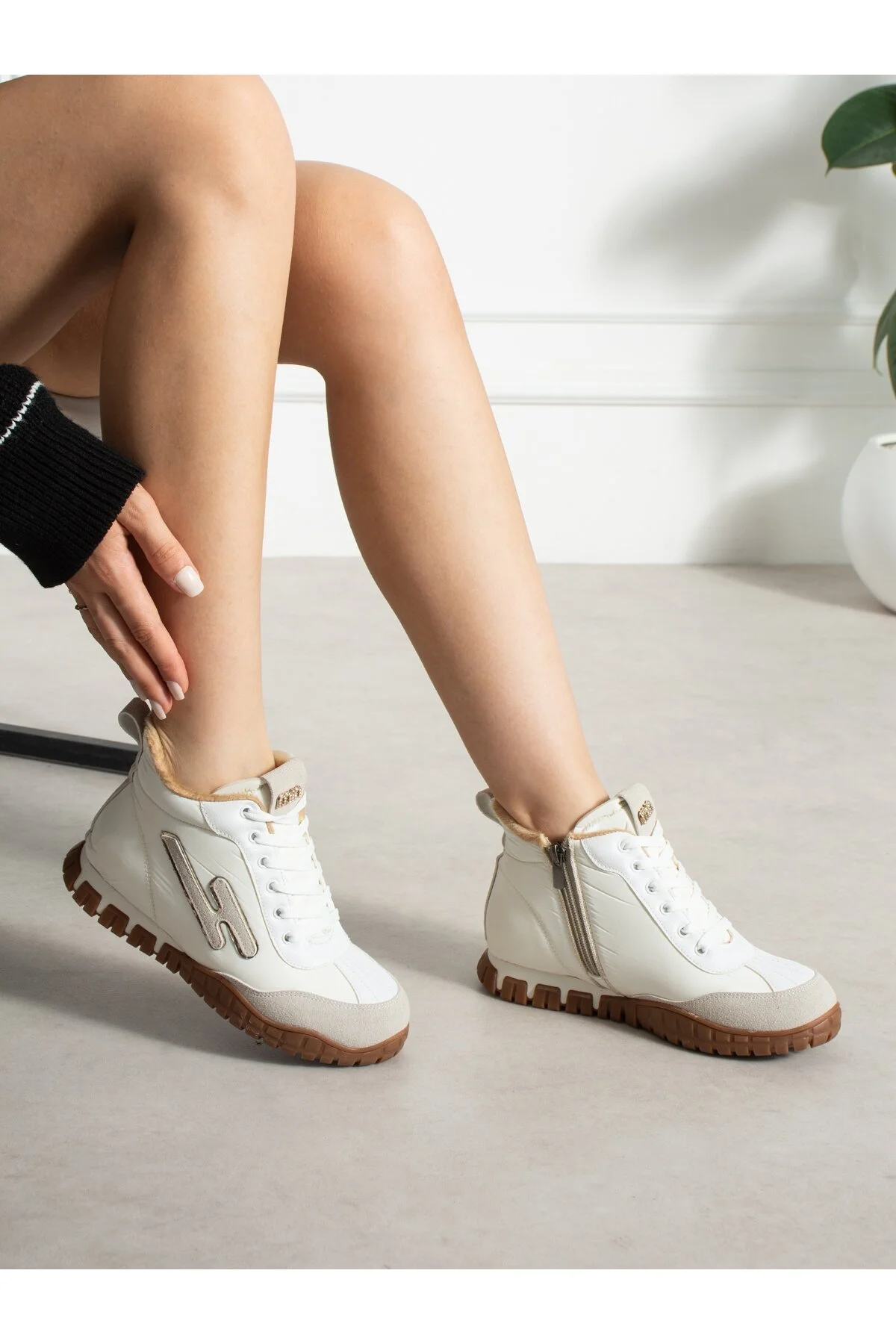 CARİNA Krem İçi Kürklü Gizli Topuk Kadın Sneakers Bot