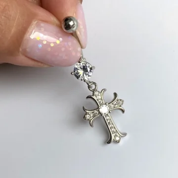 Çelik Haç Göbek Piercing Zirkon Taşlı Sallantılı