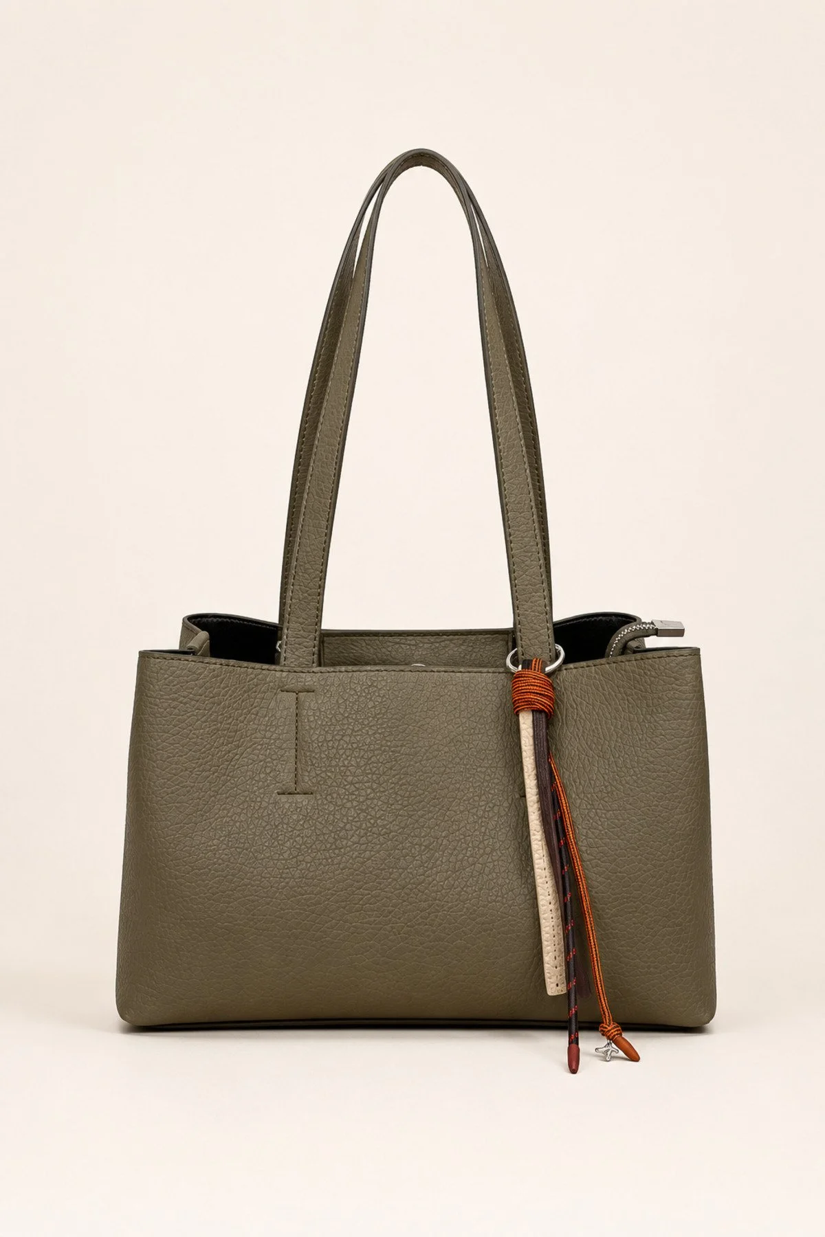 Charm'lı Tote Kadın Omuz Çantası ELA01991