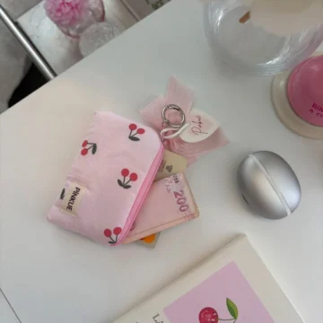 Cherry Mini Cüzdan & Çanta Charmı | Kartlık, Bozuk Para Cüzdanı, Kulaklık ve Anahtarlık Organizer | Pembe