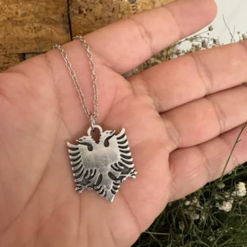 Çift Başlı Kartal Figürlü Kolye – Arnavutluk işaretü Gümüş Renk kadın erkek Metal