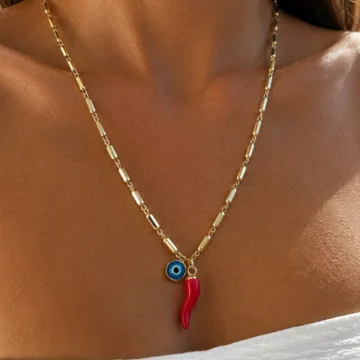 🌶️ 🧿Biber kolye / Nazar Boncuklu Kırmızı Biber Kolye / Gold Renk Charm Detaylı Kadın Kolye