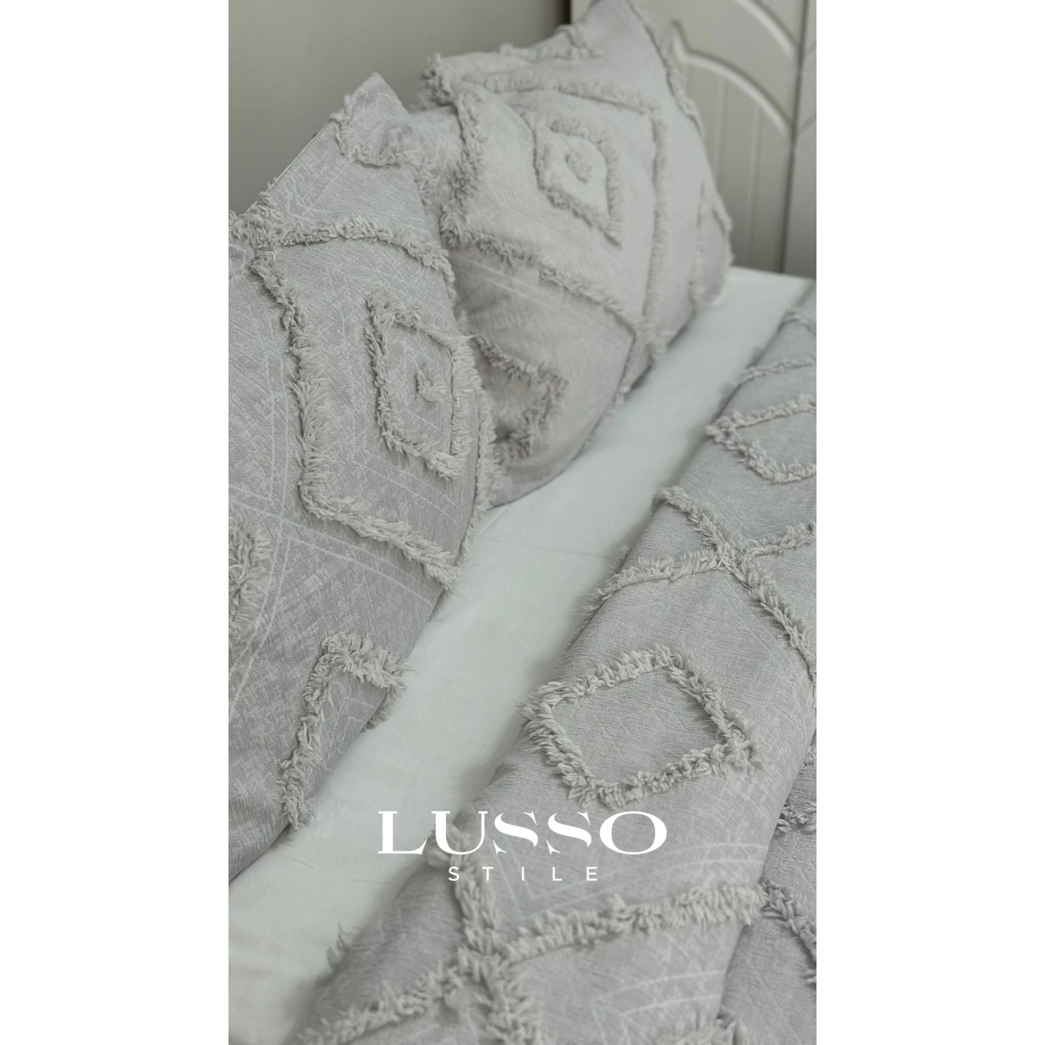 Iskandinav Çift Kişilik Yatak Örtüsü Gümüş Gri 250 x 260 cm ve 2 Adet Yastık