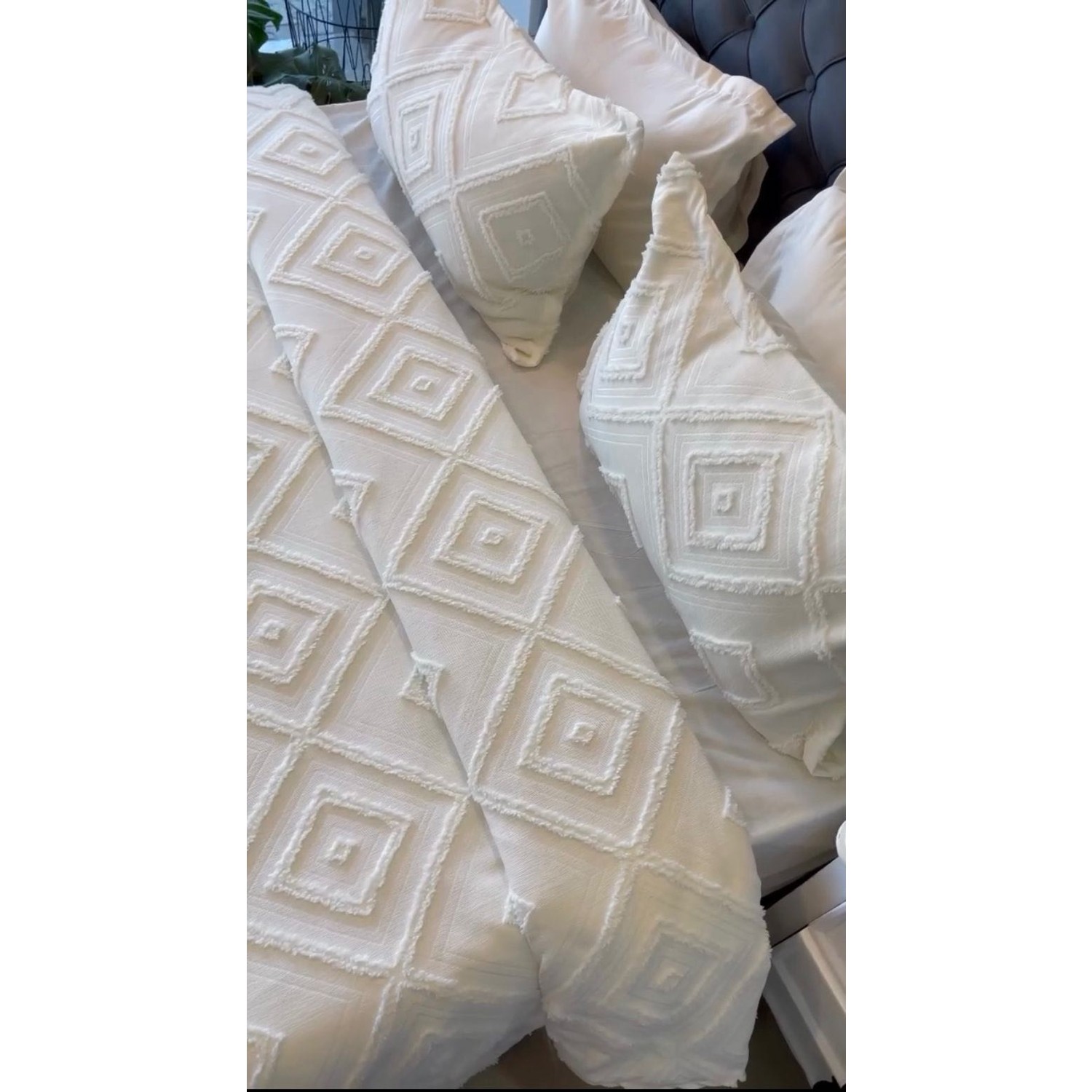 Iskandinav Çift Kişilik Yatak Örtüsü Gümüş Gri 250 x 260 cm ve 2 Adet Yastık - Görsel 5