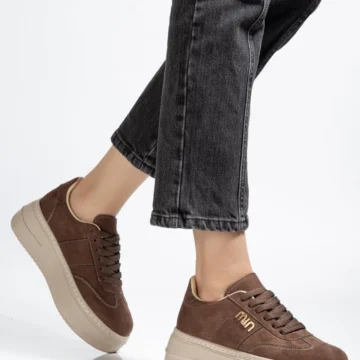 Kadın Siyah Süet Kalın Taban Tokalı Sneaker