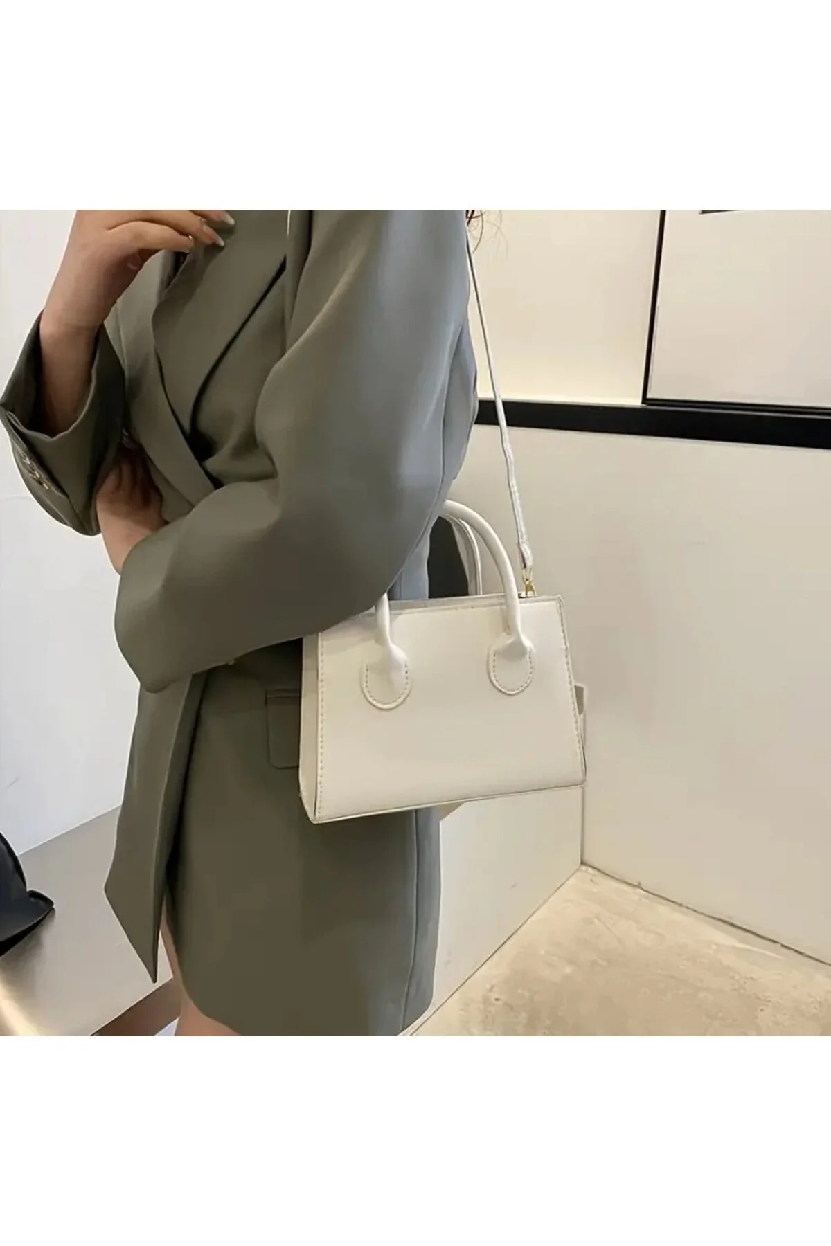Kadın Siyah Trend Kare Çanta,Basit Mini Crossbody Çanta,Minimalist Saplı Omuz Çantası Çanta El Çanta - Görsel 2