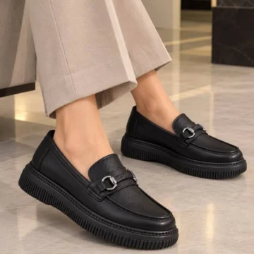Kadın Yuvarlak Burun Tokalı Loafer Ayakkabı