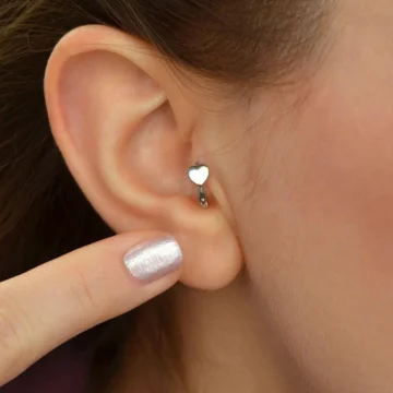 Kalp Tragus Piercing Helix Kıkırdak Küpesi