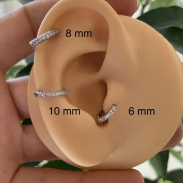 KARARMAZ ZİRKON TAŞLI HALKA TRAGUS HELİX CONCH LOBE ROOK UYUMLU 1 ADET PİERCİNG KÜPE