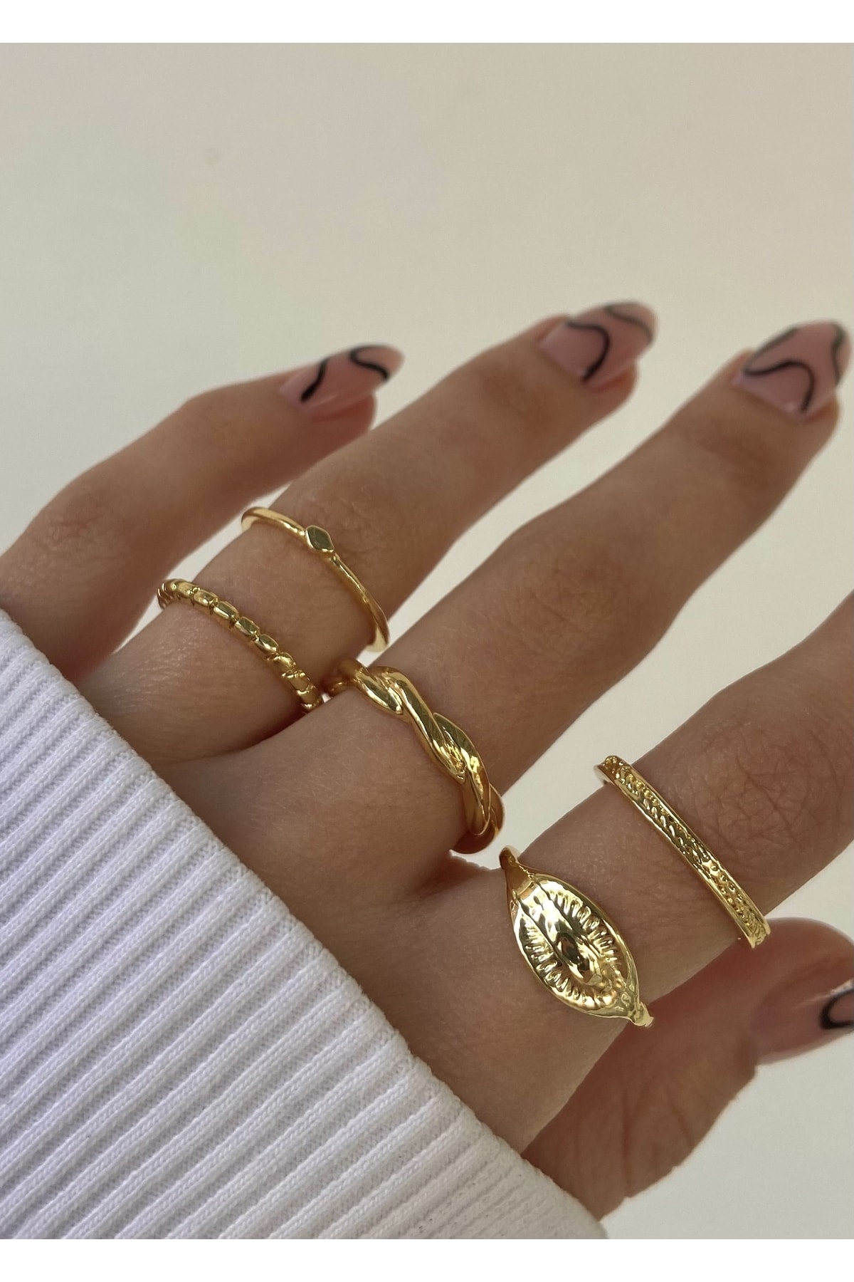 KİLİGİSTANBUL RUE GOLD RENK YÜZÜK SETİ 5'Lİ (7-8-9 KARIŞIK BEDEN)