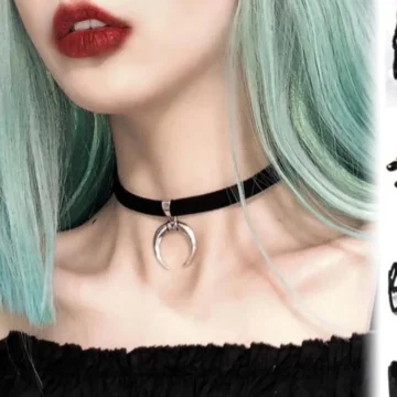 Luck Of The Moon Choker Kolye