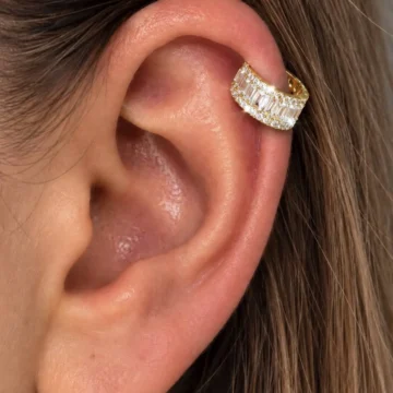 PARLAK BAGET ZİRKON TAŞLI KALIN KIKIRDAK HELİX TRAGUS KULAK MEMESİ UYUMLU PİERCİNG KÜPE