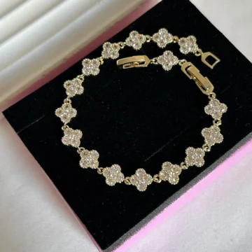 TAŞLI YONCA ÇİÇEK BİLEKLİK 18+4 cm