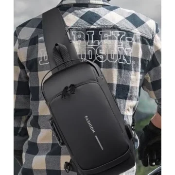 Usb Şarj Portlu ve Kilitli Omuz ve Göğüs Çantası, Şık Tasarım, Powerbank Bağlantılı