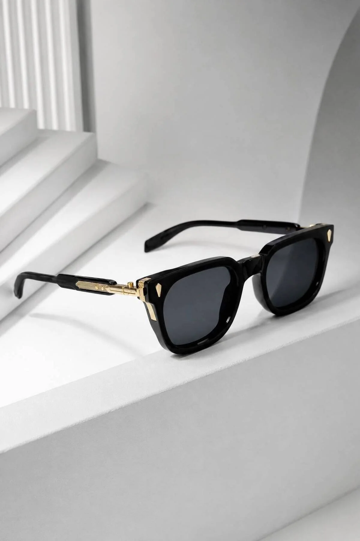 UV400 Premium Siyah Ünisex Güneş Gözlüğü | Gold Metal Detaylı - Görsel 6