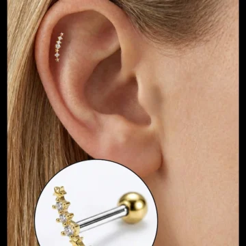 Yıldızlı Zirkon Taşlı Tragus Helix Piercing | Kavisli Figür | Çelik Bar | Kadın Takı