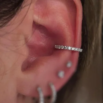 Zirkon Taşlı Halka Conch Piercing
